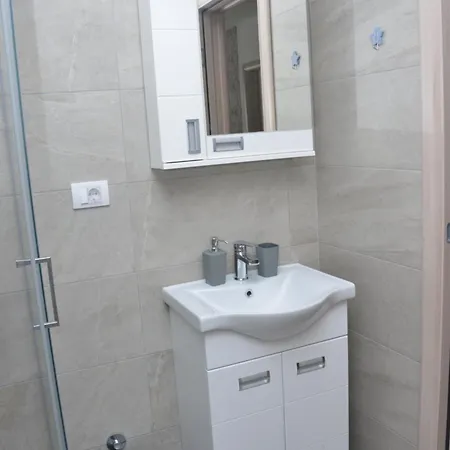 Bella * Sremska Mitrovica